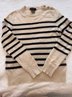 Lord & Taylor 100% Cream Cashmere Crewneck Pullover